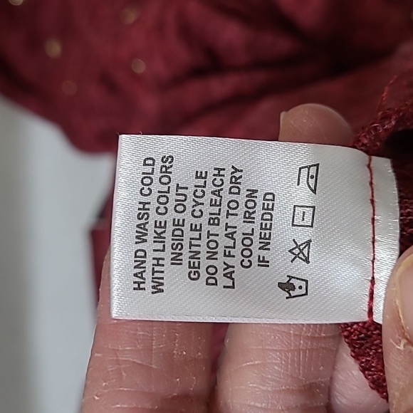 NWT Tacera Cranberry Red Dress with Ruffled Sleeves & Gold Accents size 2X - Picture 7 of 9